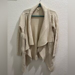 Korl America Cream colored Women's Shawl